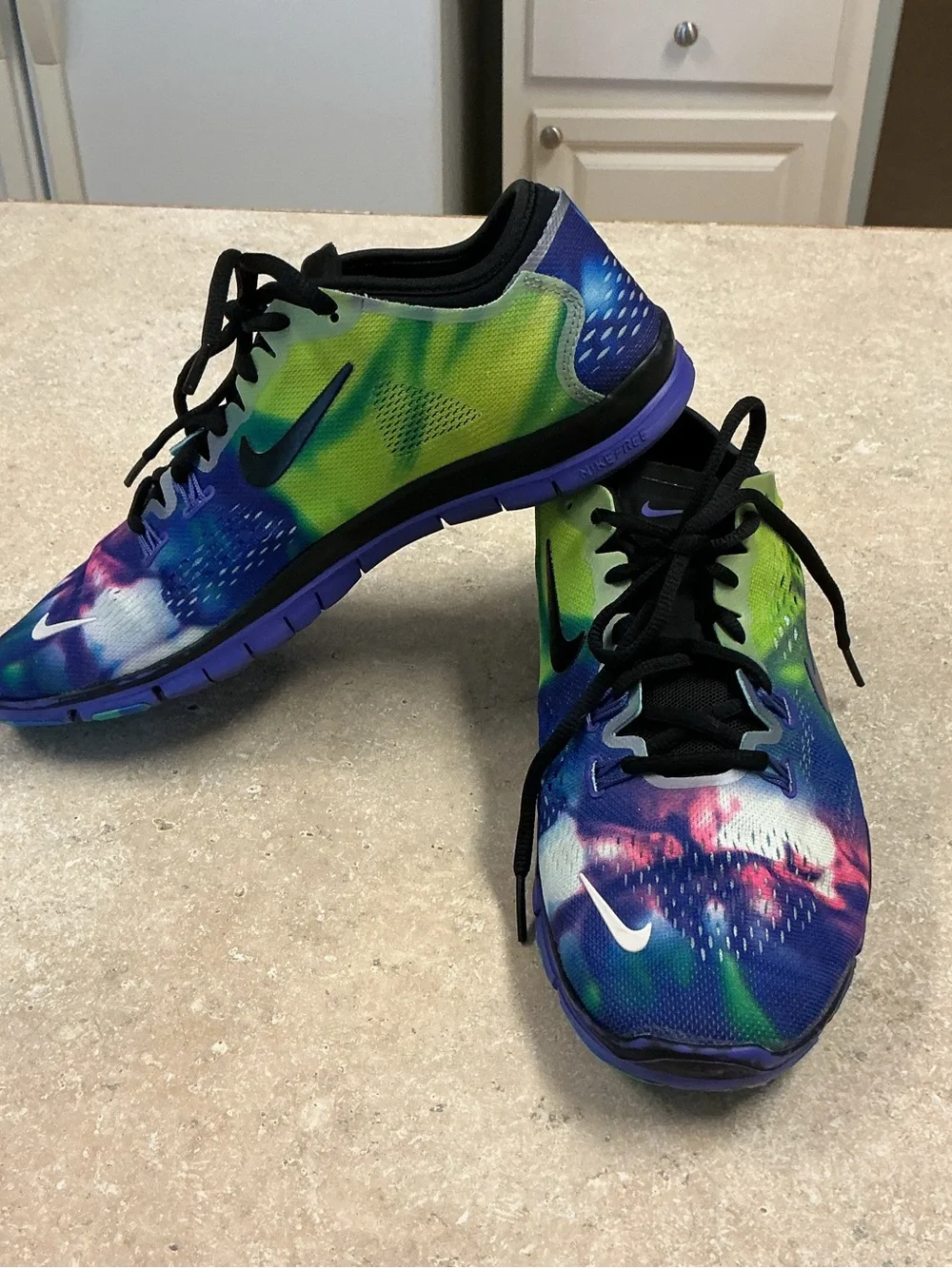 Nike Free TR Fit 4 5.0 SZ 9.5 Tie-dye Sneakers Womens Athletic Shoes